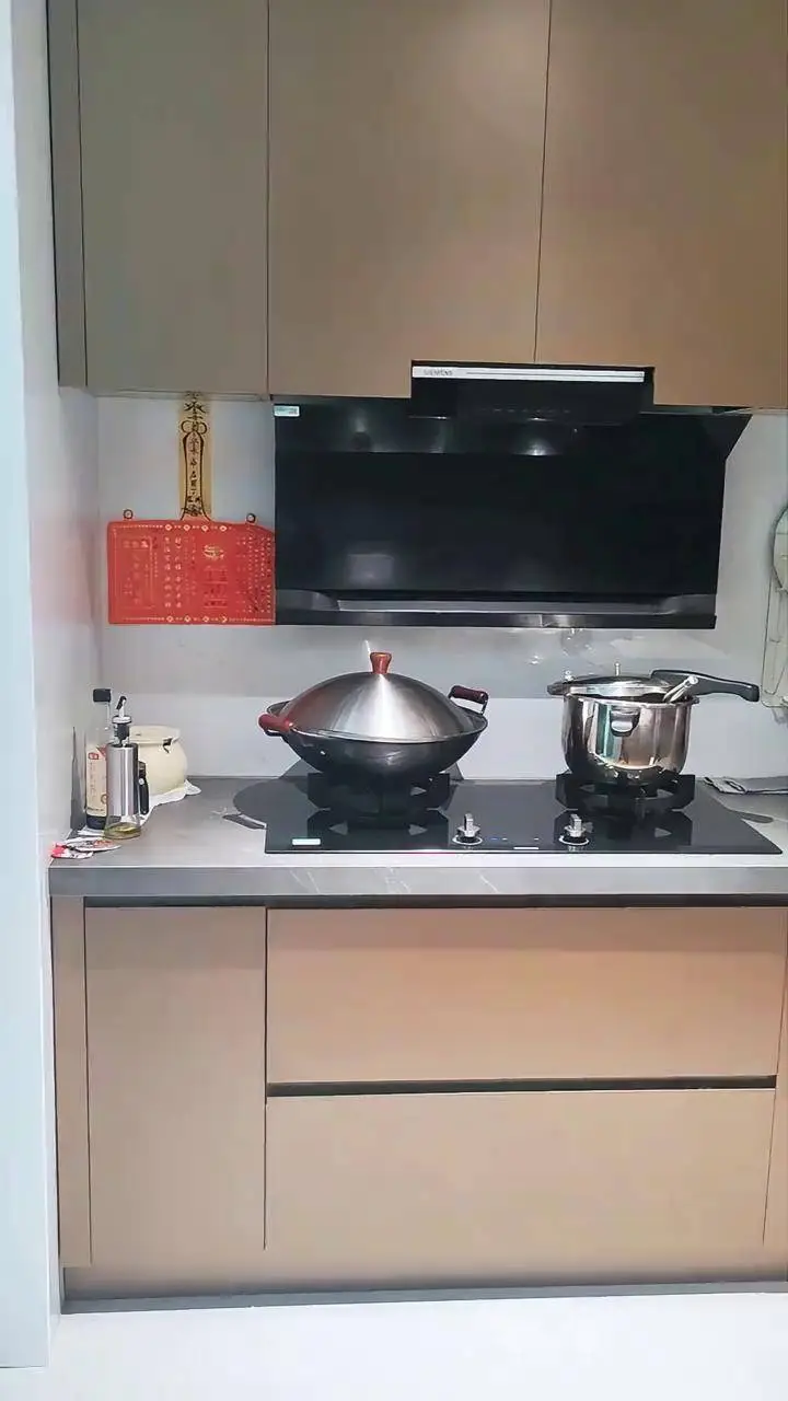 深圳斯沃德高端不銹鋼櫥柜客戶家實(shí)拍案例#不銹鋼櫥柜#不銹鋼櫥柜廠家#不銹鋼衣柜#不銹鋼全屋定制#不銹鋼陽(yáng)臺(tái)柜